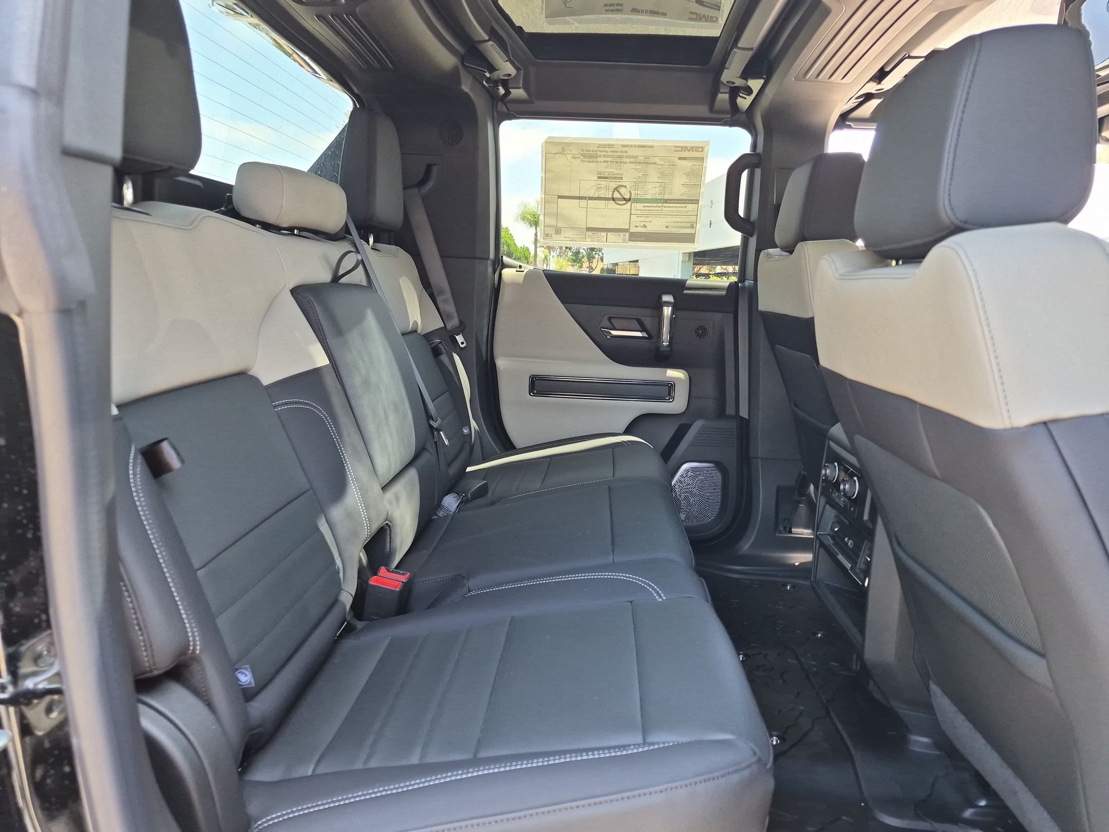 New 2026 GMC Hummer EV 4x4 Crew Cab image 25