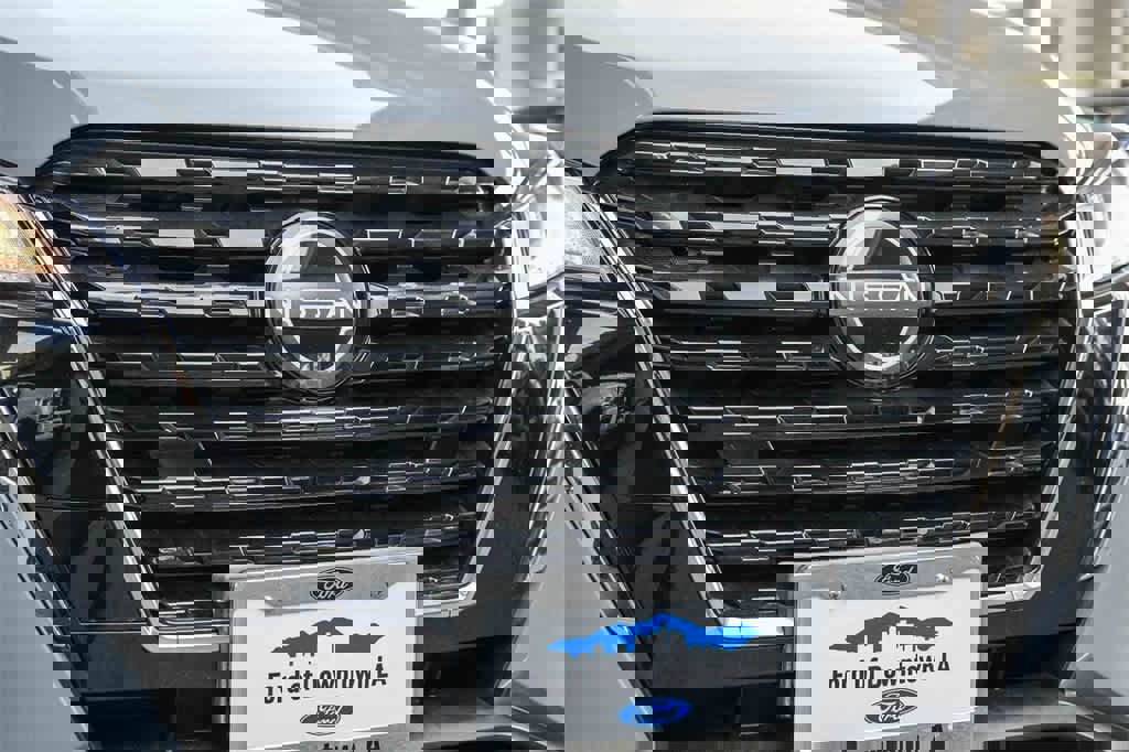 Used 2023 Nissan Kicks SV w/ Interior Electronics Package image 5