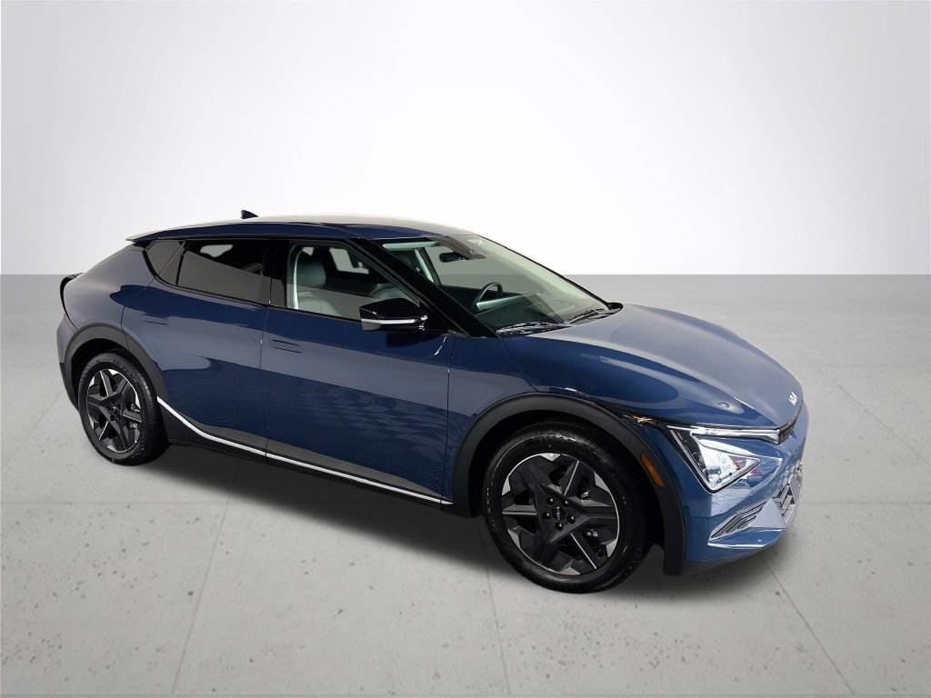 New 2026 Kia EV6 Light AWD/4WD image 4