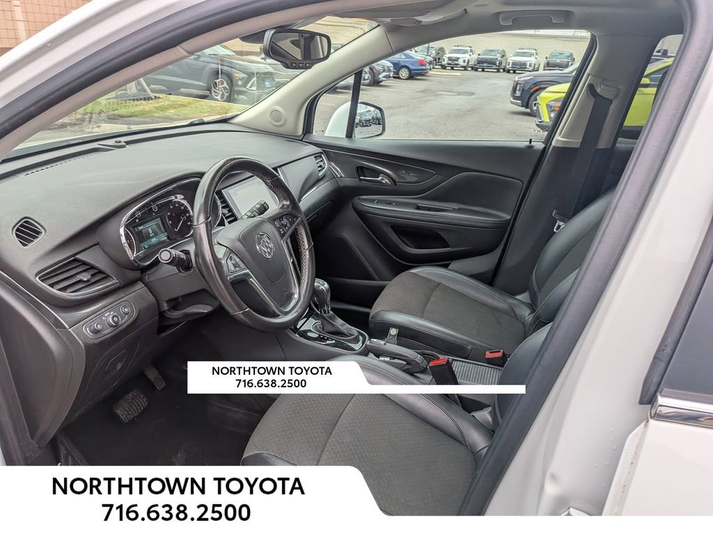 Used 2018 Buick Encore Sport Touring AWD/4WD image 12