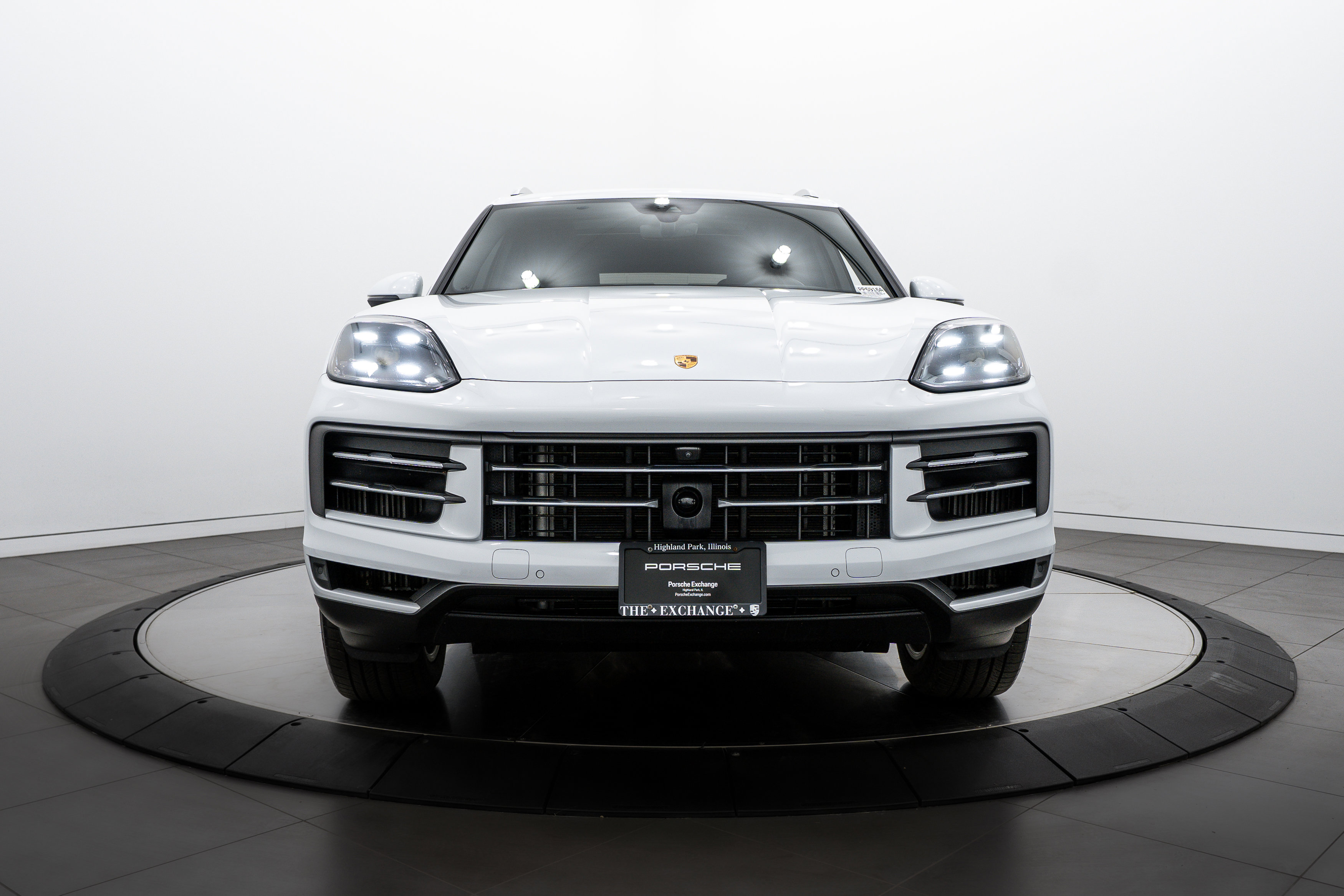 Certified 2024 Porsche Cayenne image 10