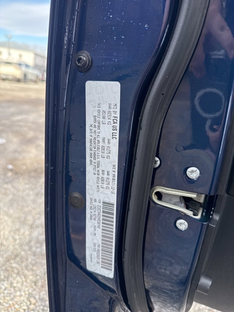 Used 2017 Chrysler 300 Limited image 13