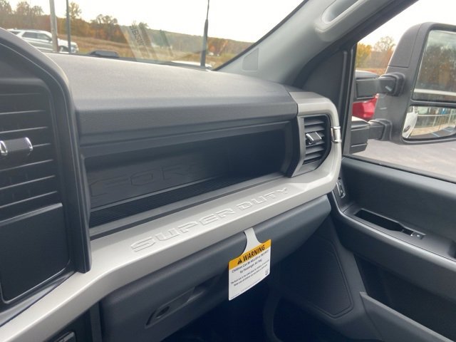 New 2026 Ford F250 XL image 22