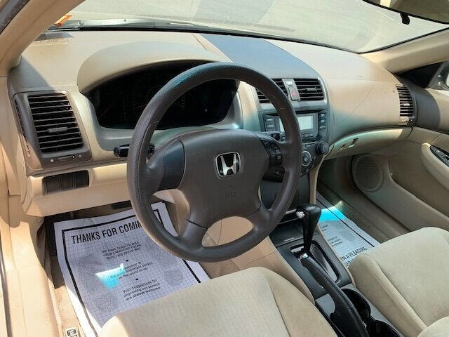 Used 2005 Honda Accord LX image 18