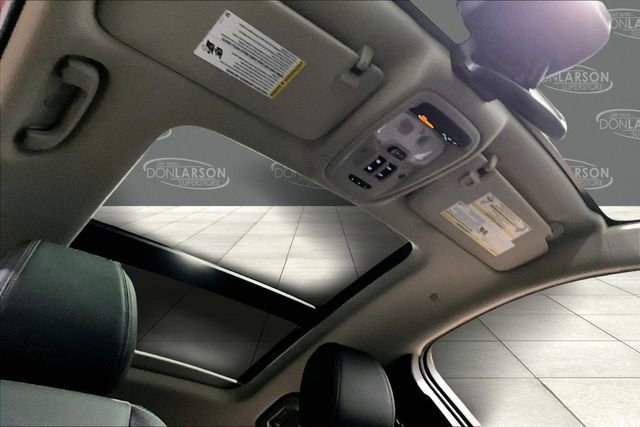 Used 2022 Buick Encore GX Essence w/ Experience Buick Package image 17