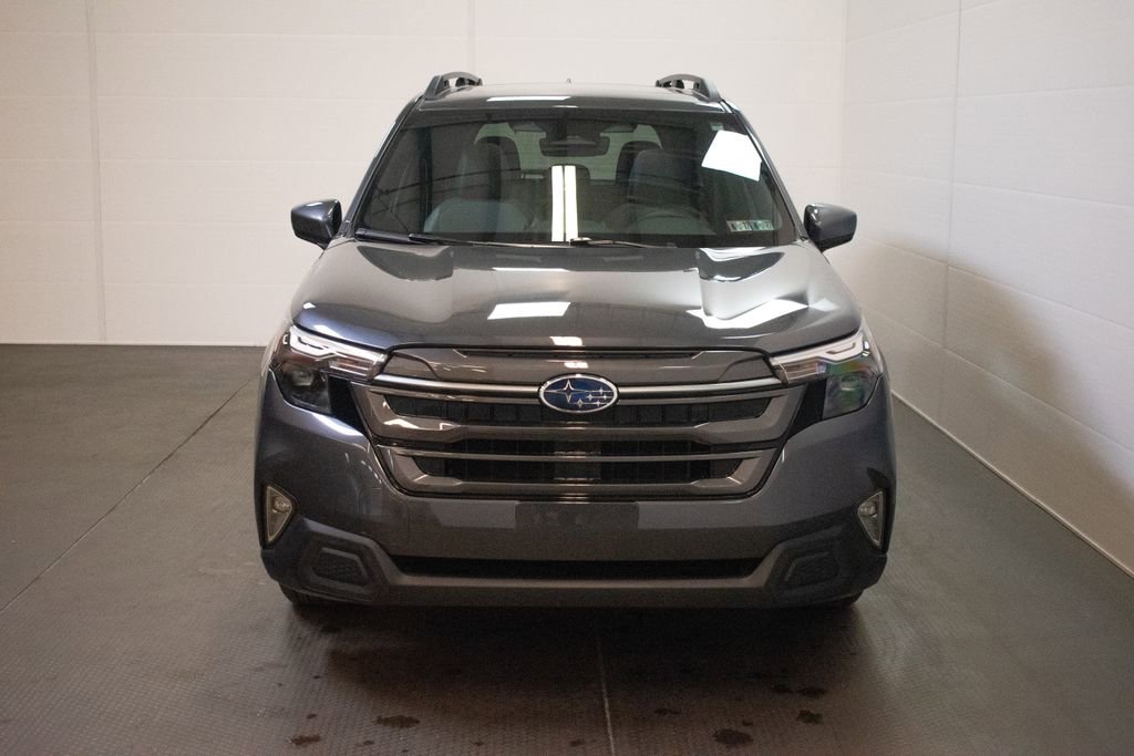 Used 2026 Subaru Forester Premium image 2