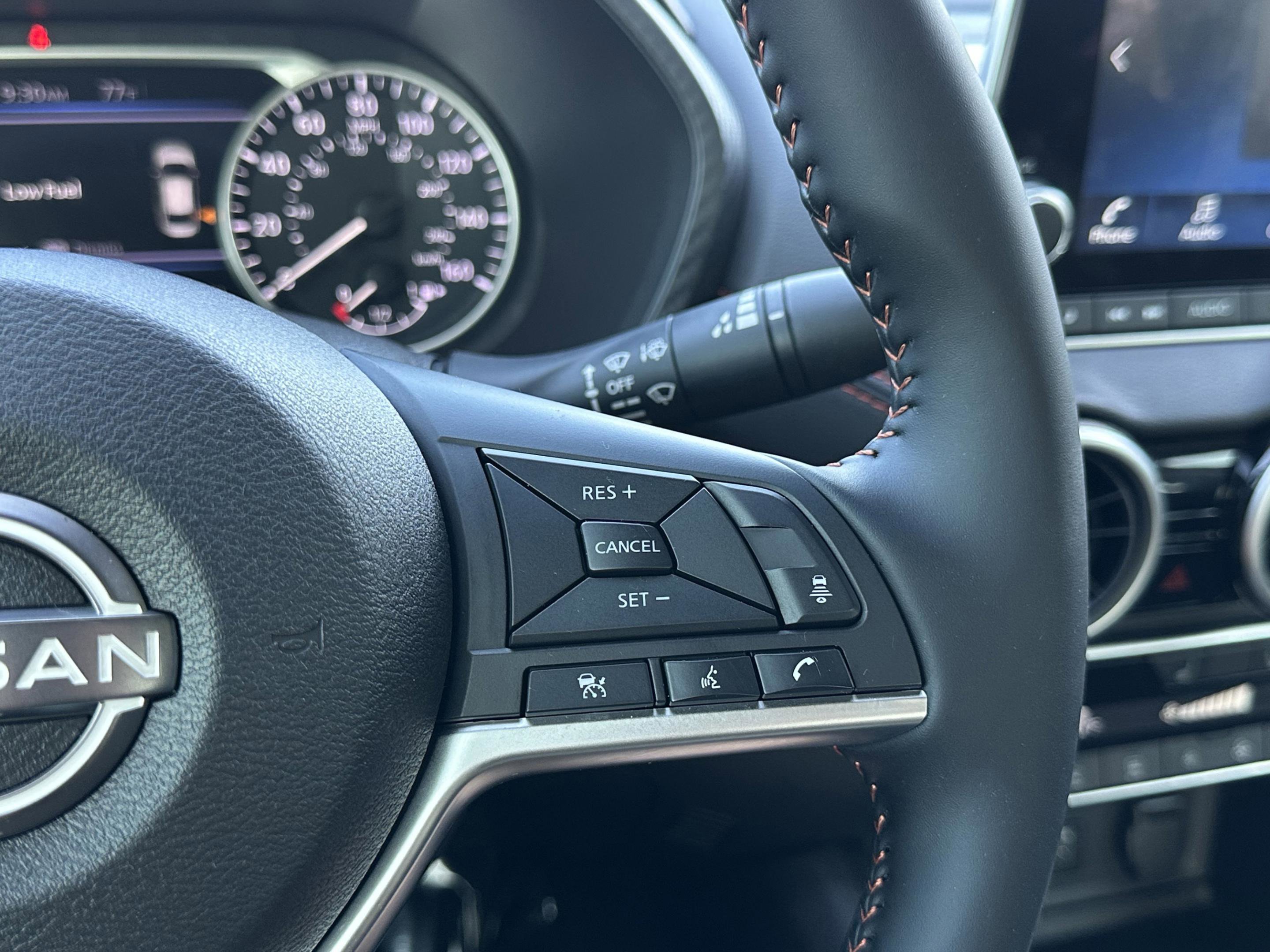 Certified 2025 Nissan Sentra SR image 31