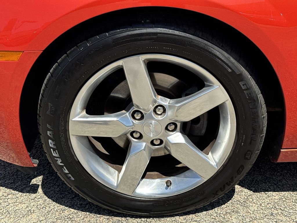 Used 2010 Chevrolet Camaro LT RWD image 10