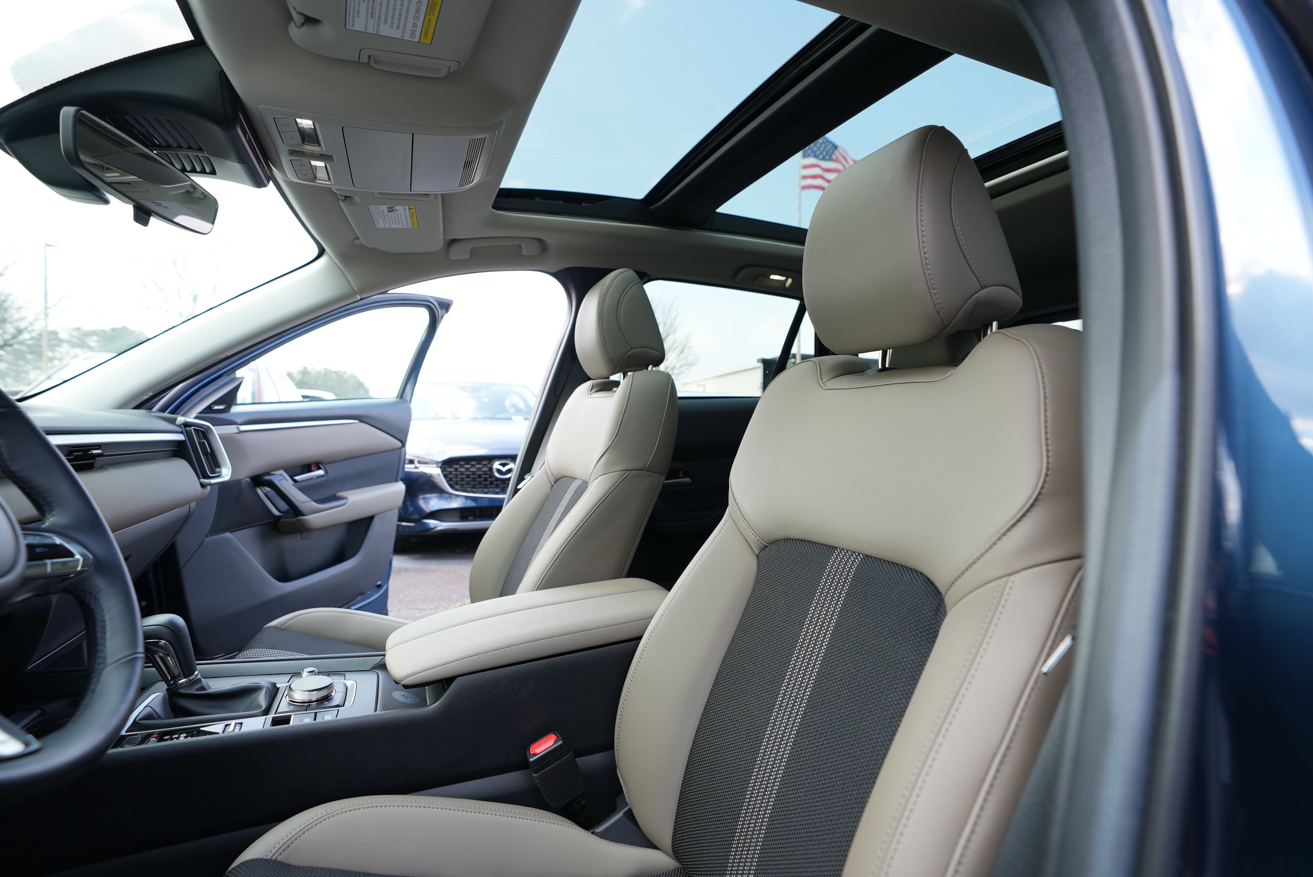 Certified 2025 MAZDA CX-50 AWD 2.5 S w/ Premium Package image 8