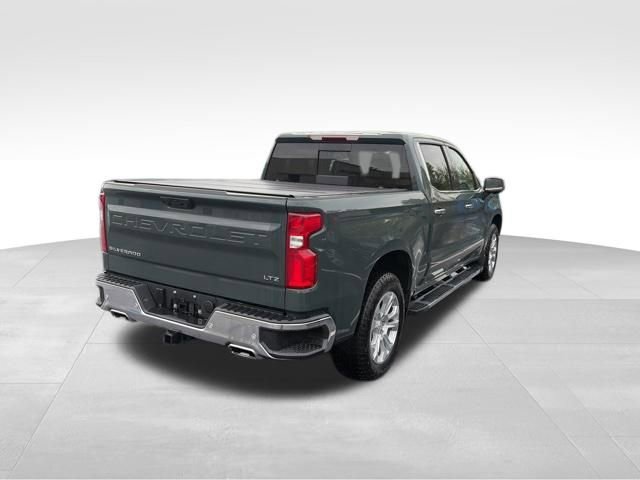 Used 2025 Chevrolet Silverado 1500 LTZ w/ Z71 Off-Road Package AWD/4WD image 5