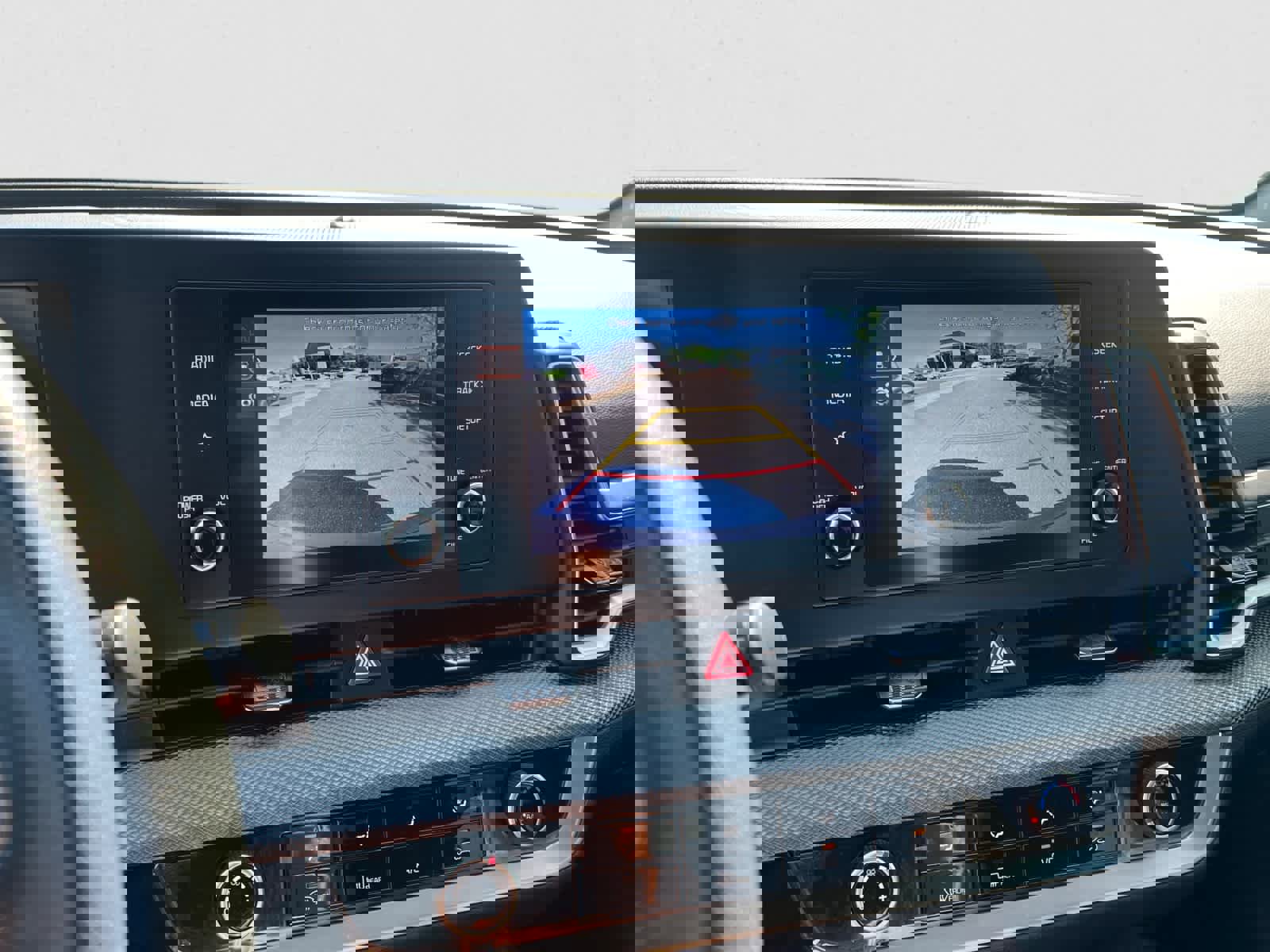 Certified 2025 Kia Sportage LX image 7