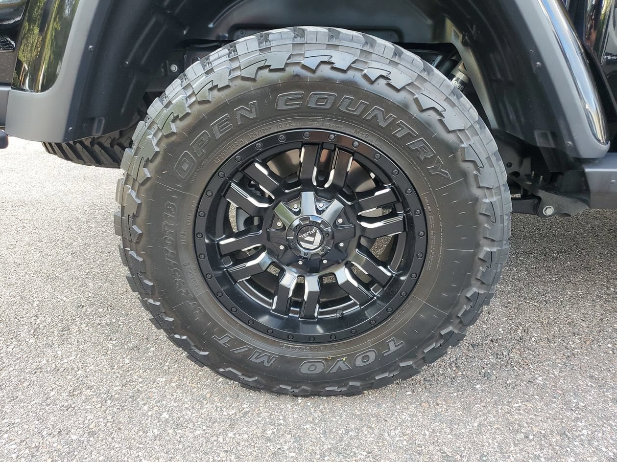 Used 2020 Jeep Gladiator Rubicon AWD/4WD image 5