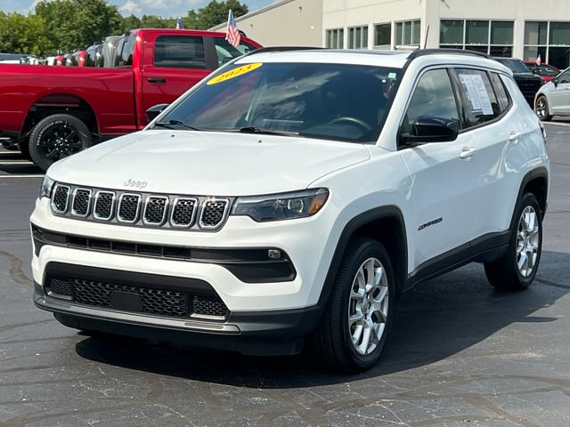 Used 2023 Jeep Compass Latitude w/ Sun and Sound Group AWD/4WD image 44