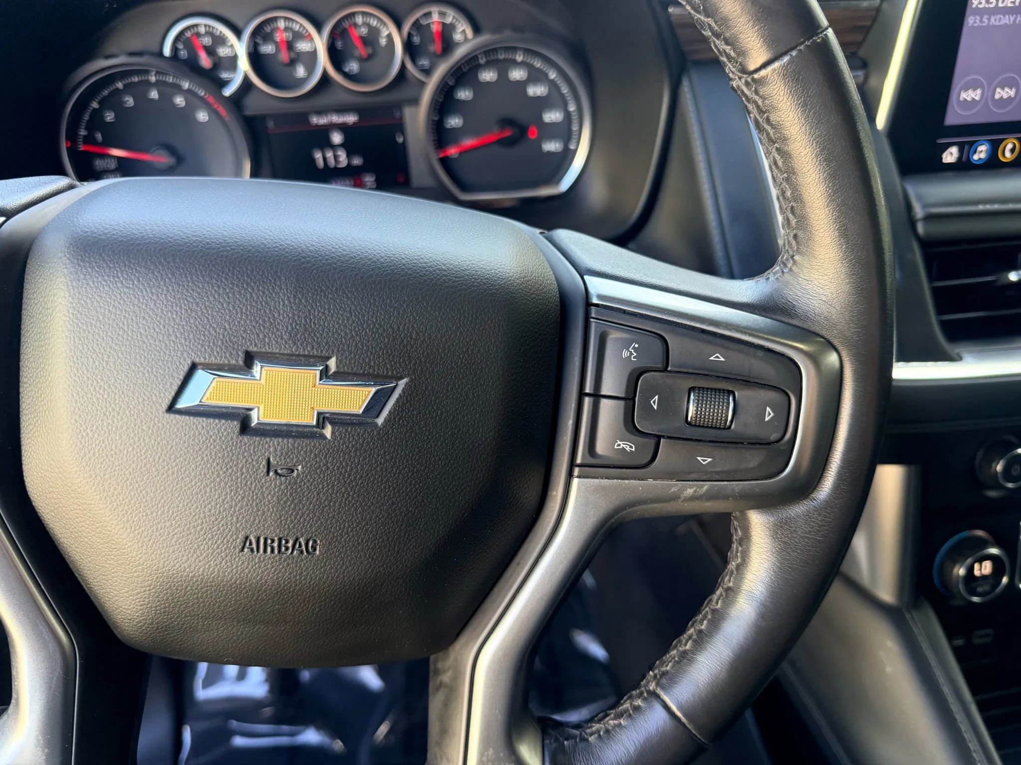 Used 2021 Chevrolet Suburban LS image 27