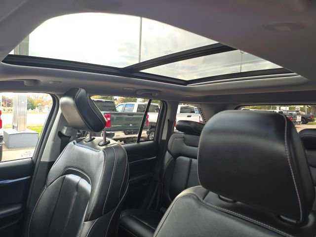 Used 2022 Jeep Grand Cherokee Limited image 18