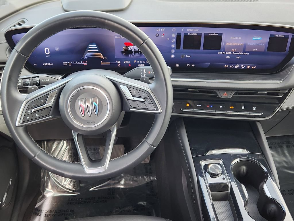 Used 2024 Buick Envision Preferred image 3