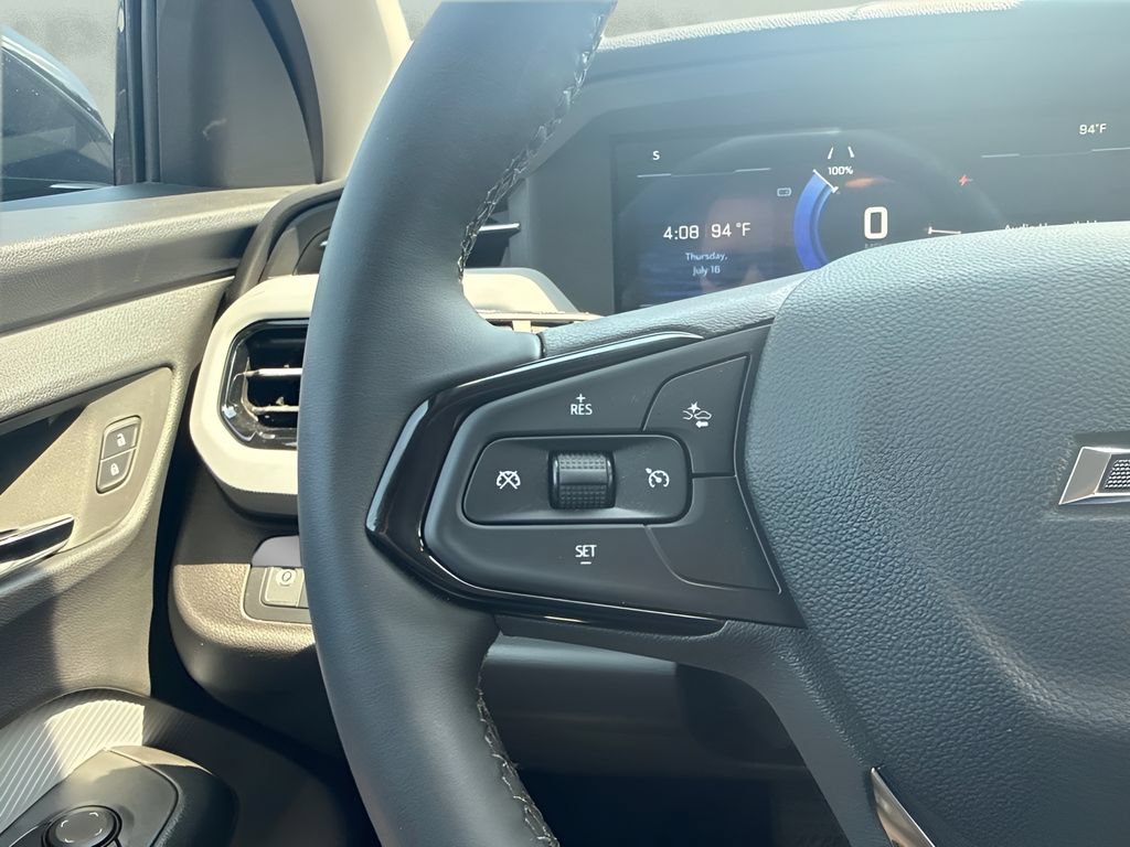 Used 2027 Chevrolet Bolt LT w/ Comfort Package FWD image 14