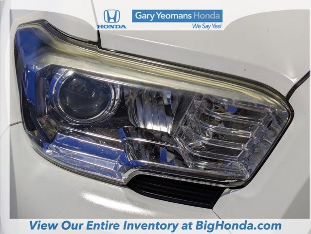 Used 2019 Toyota Tacoma SR5 image 10