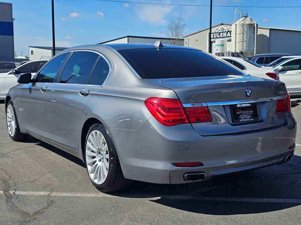 Used 2011 BMW 750Li xDrive AWD/4WD image 3