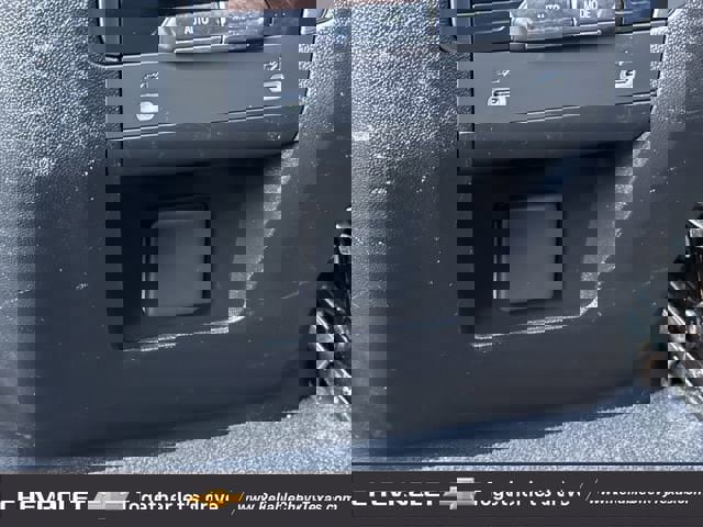 Used 2022 Chevrolet Tahoe Z71 image 38