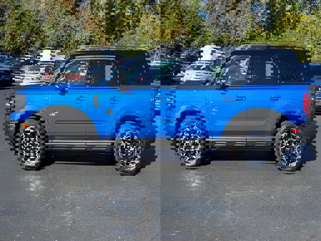 New 2025 Ford Bronco Sport Outer Banks image 3