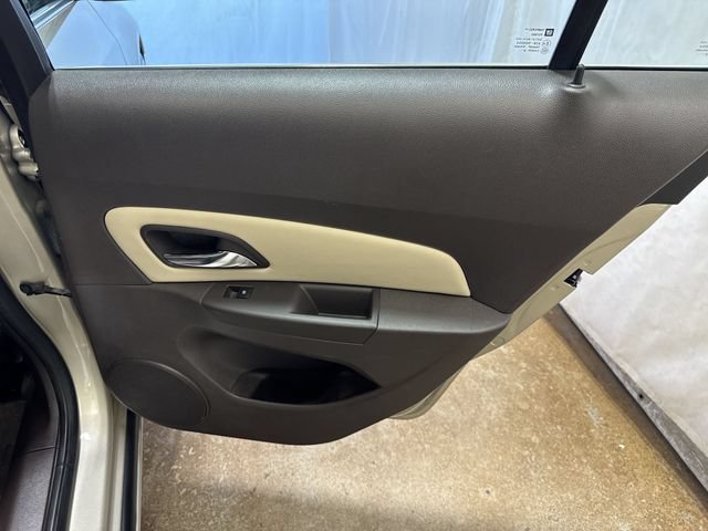 Used 2013 Chevrolet Cruze LTZ FWD image 26