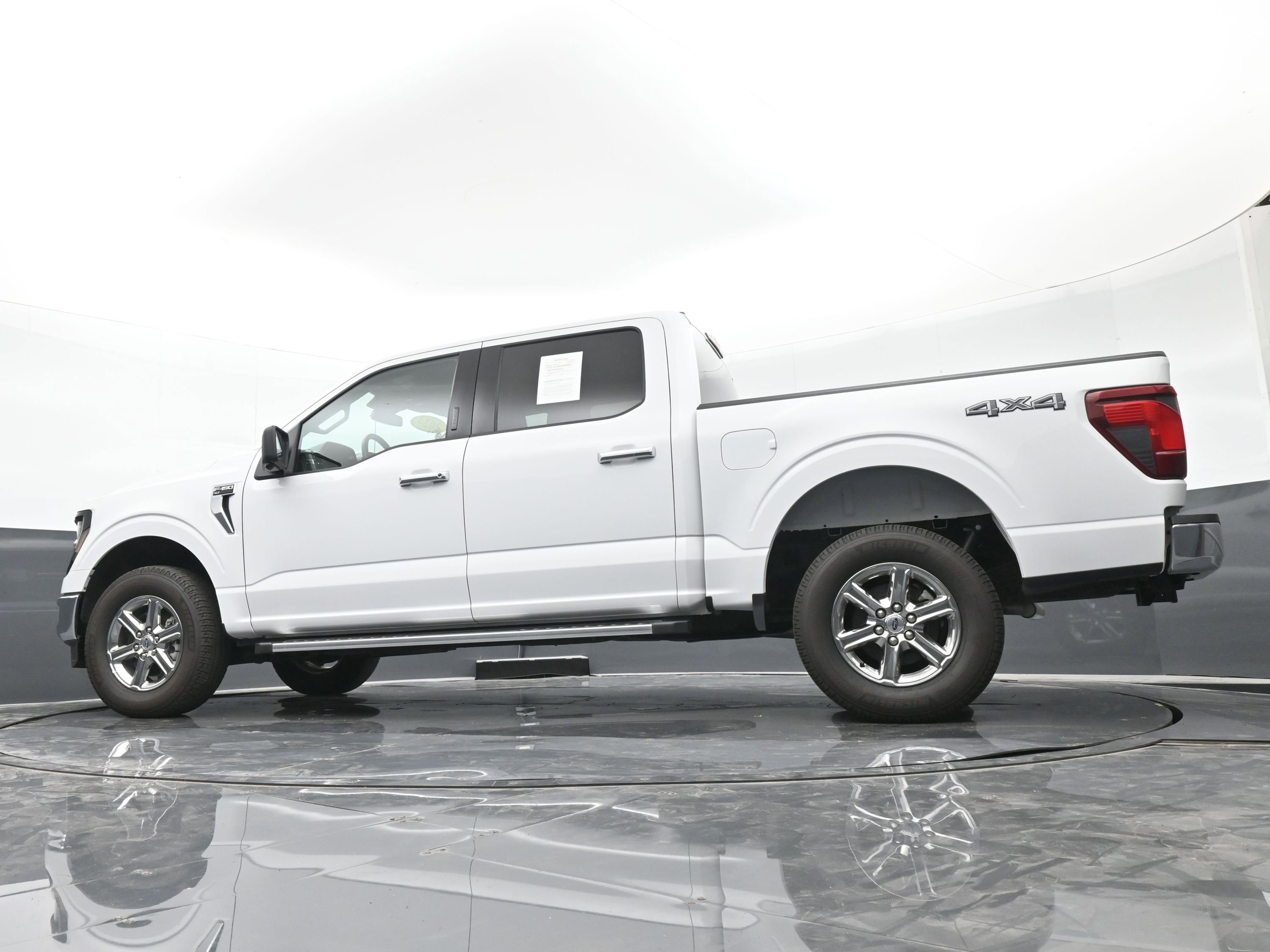 Used 2024 Ford F150 XLT image 41