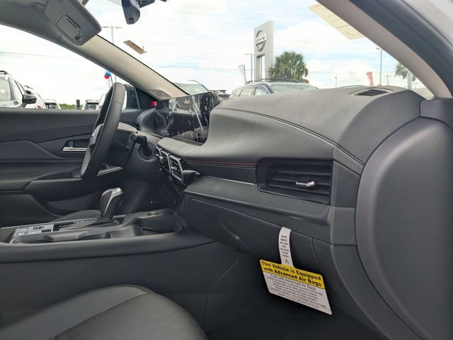 New 2026 Nissan Sentra SR w/ SR Premium Package FWD image 33
