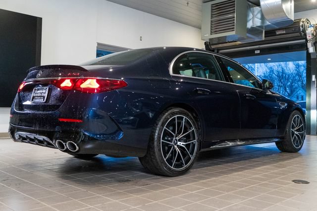 New 2026 Mercedes-Benz E 53 AMG e 4MATIC Sedan image 9
