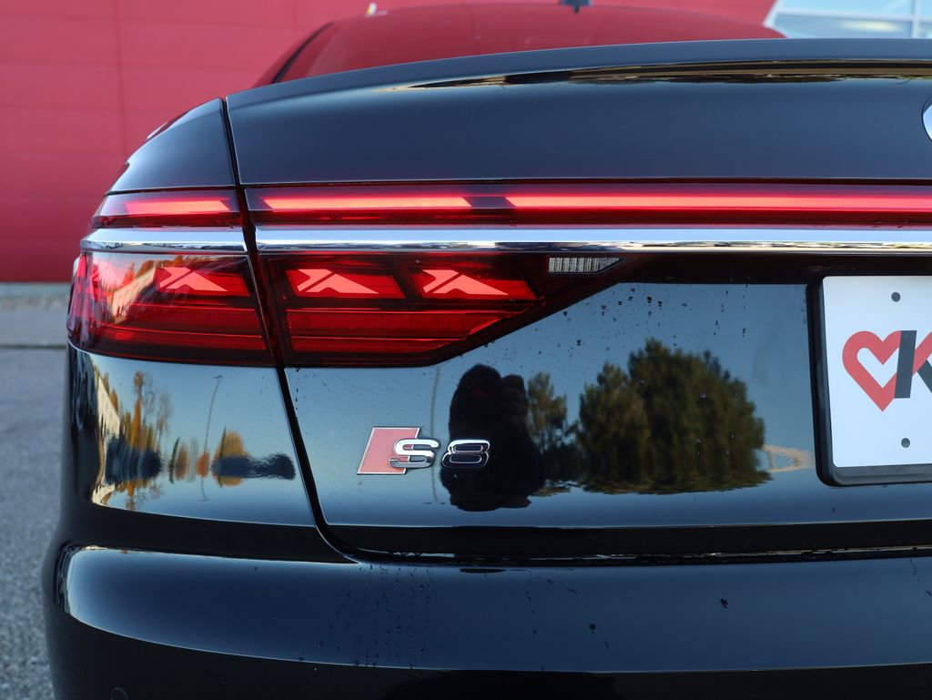 Used 2023 Audi S8 w/ S8 Comfort Plus Package image 35