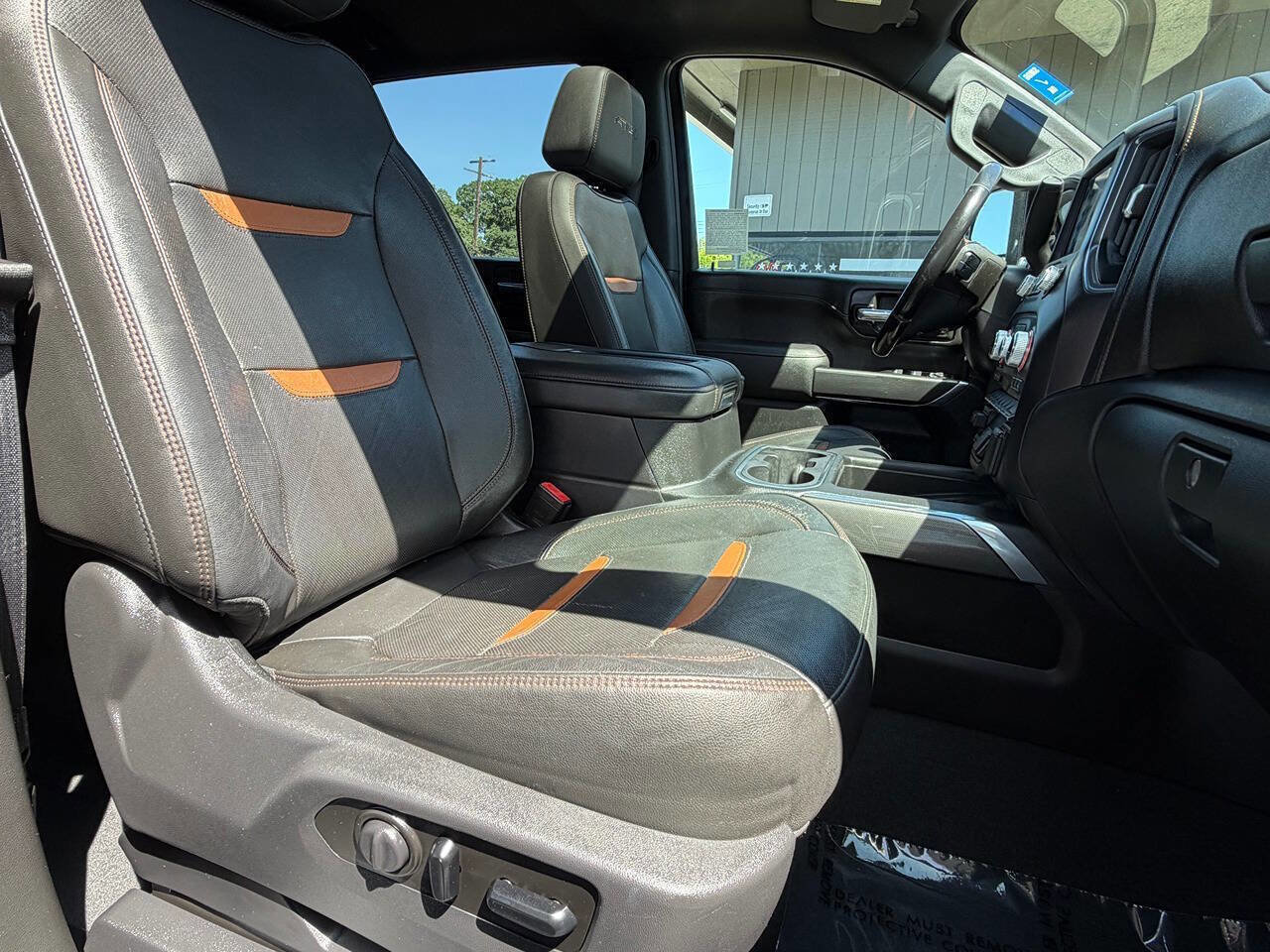 Used 2020 GMC Sierra 3500 AT4 w/ AT4 Premium Package image 25