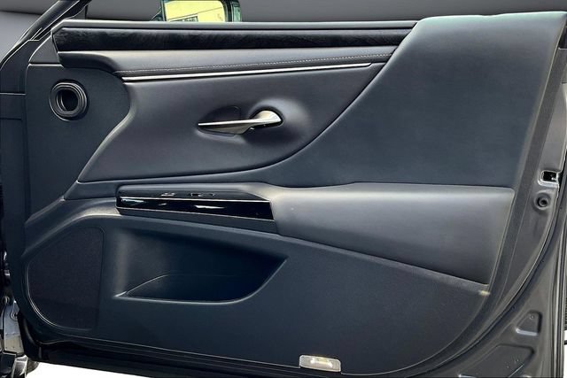 Used 2024 Lexus ES 350 w/ Premium Package FWD image 30