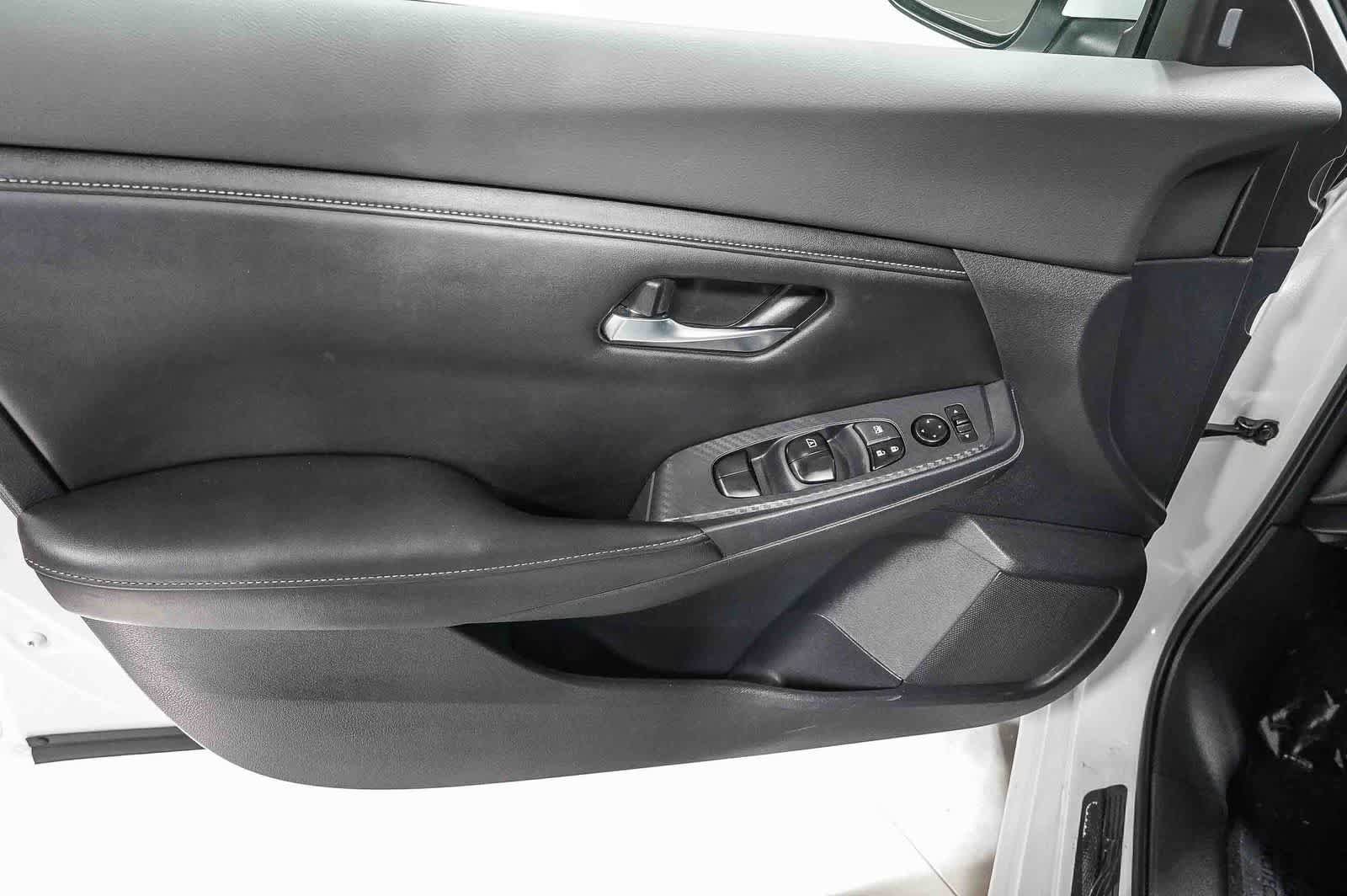 Used 2020 Nissan Sentra SV FWD image 21