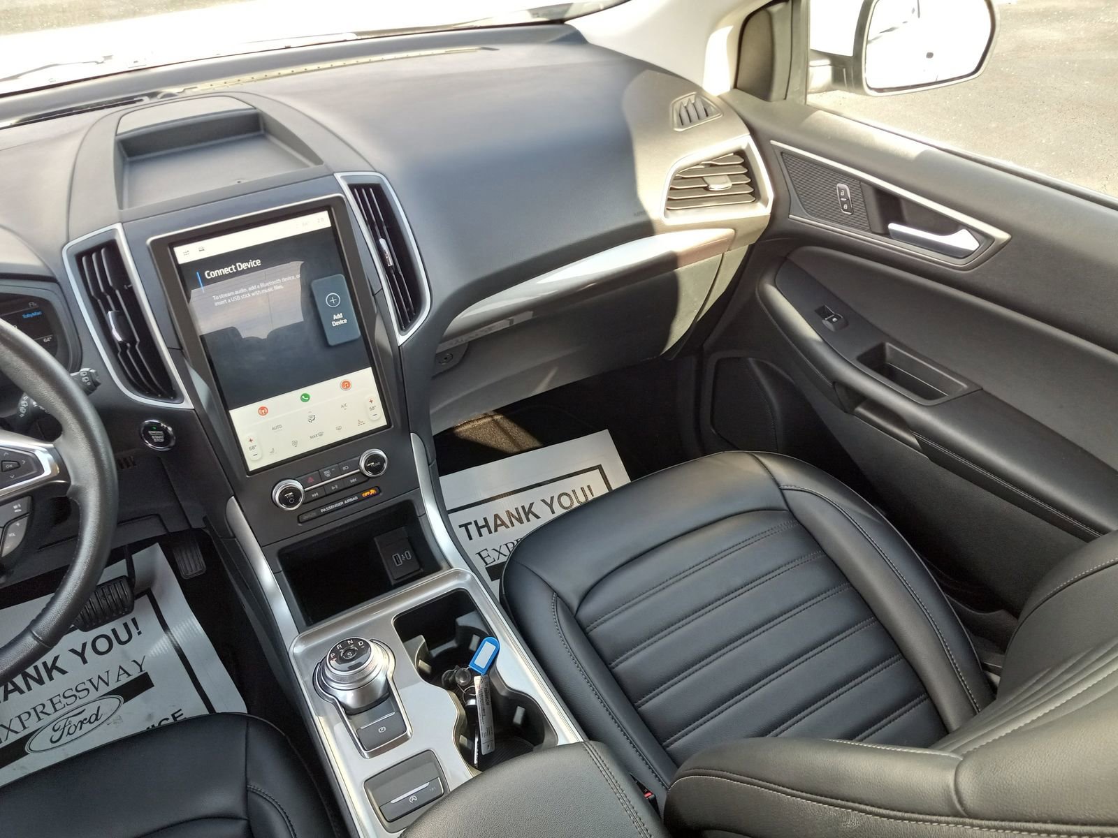 Used 2024 Ford Edge SEL AWD/4WD image 16