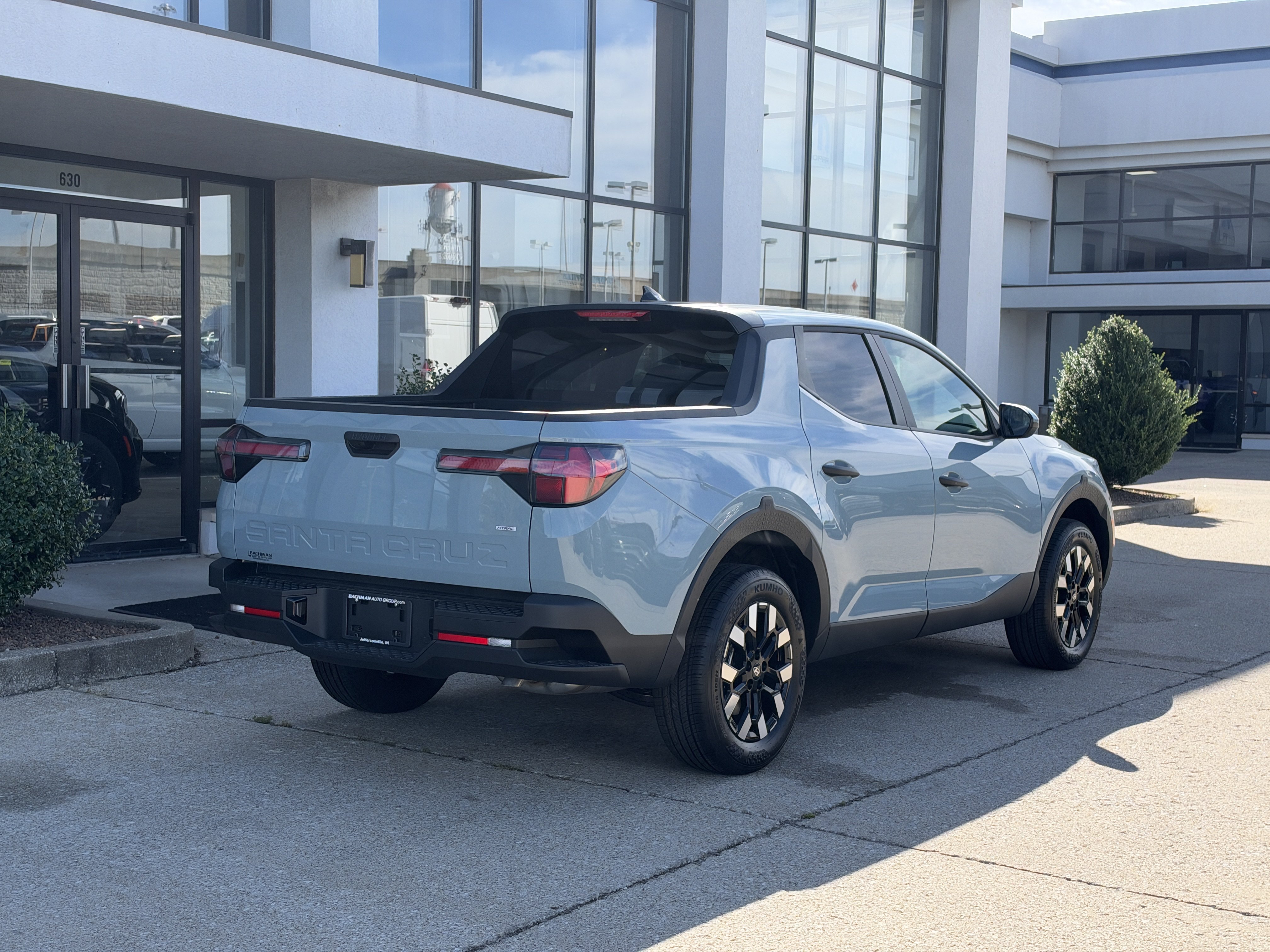 New 2027 Hyundai Santa Cruz SE AWD/4WD image 4