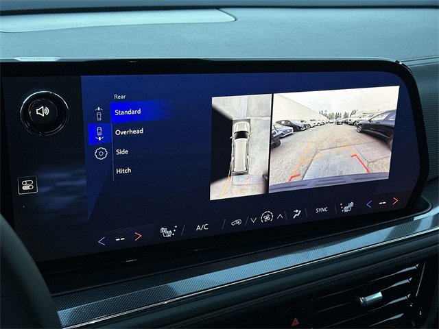 Used 2025 Chevrolet Suburban RST image 13