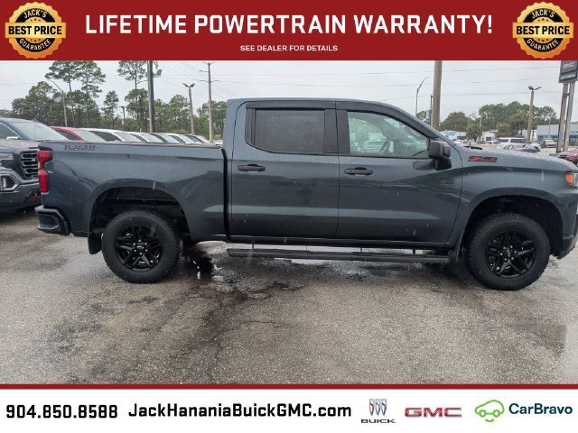 Used 2021 Chevrolet Silverado 1500 Custom Trail Boss w/ LPO, Dark Essentials Package AWD/4WD image 3