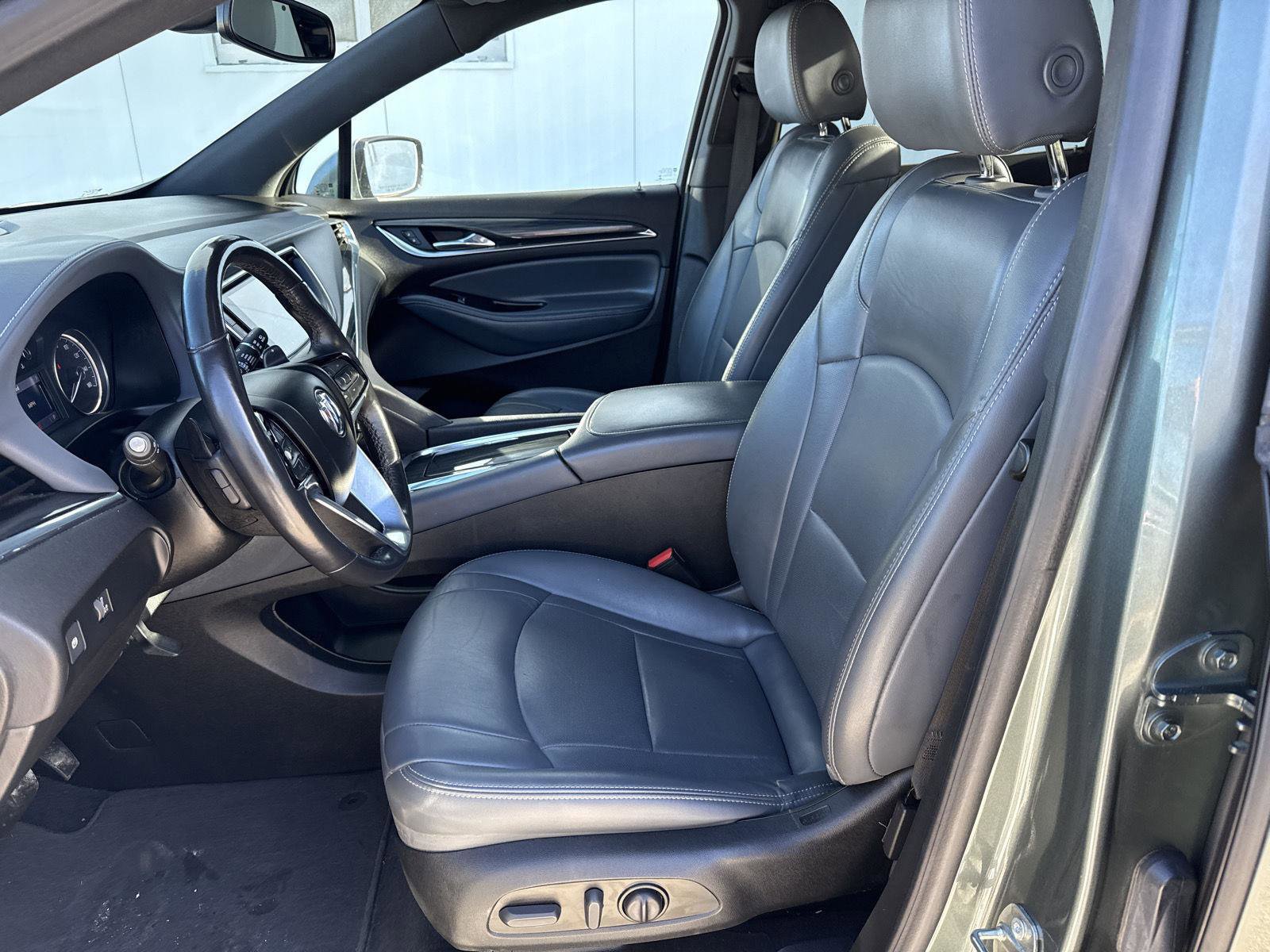 Used 2023 Buick Enclave Essence w/ Experience Buick Package image 11