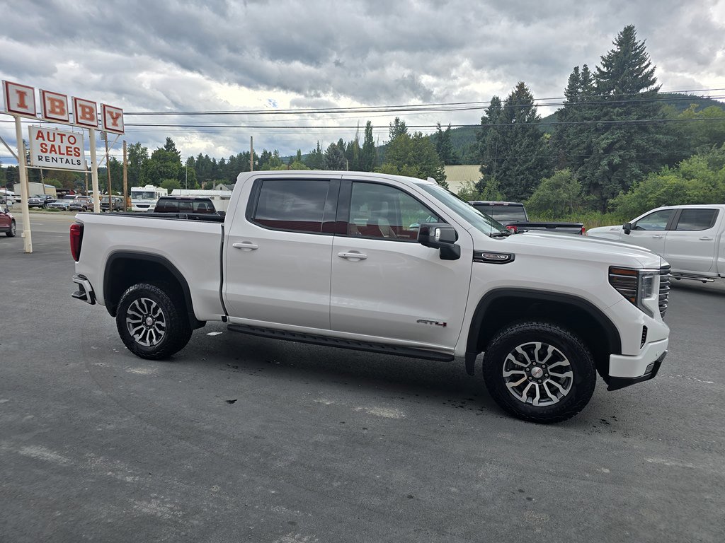Used 2023 GMC Sierra 1500 AT4 w/ AT4 Preferred Package image 3