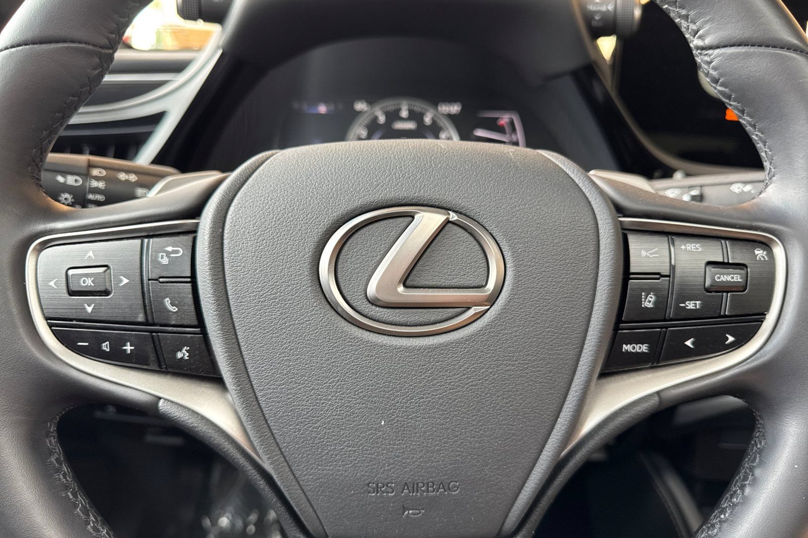 Certified 2025 Lexus ES 350 w/ Accessory Package (Z1) FWD image 26