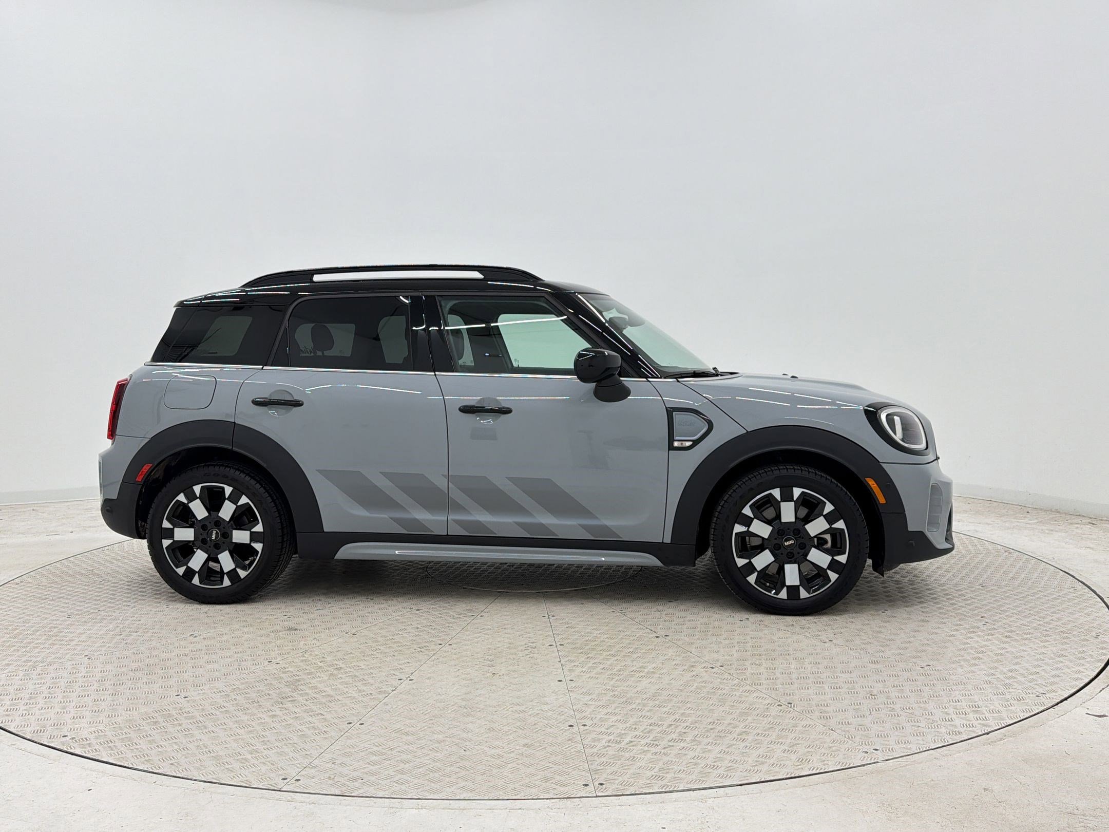 Certified 2023 MINI Cooper Countryman S w/ Mini Untamed Edition image 8