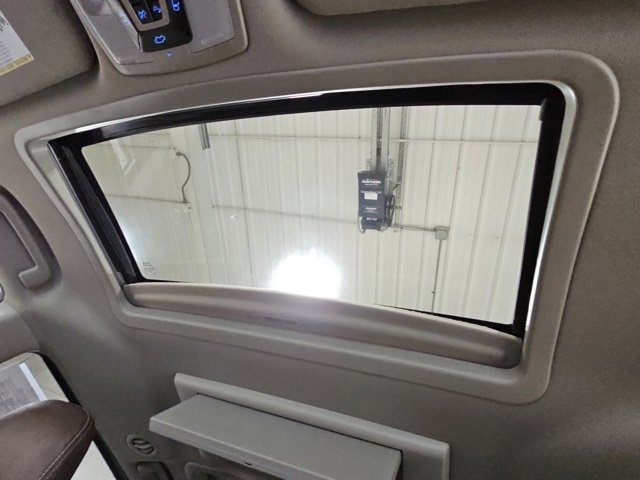 Used 2019 Toyota Sienna Limited Premium image 24