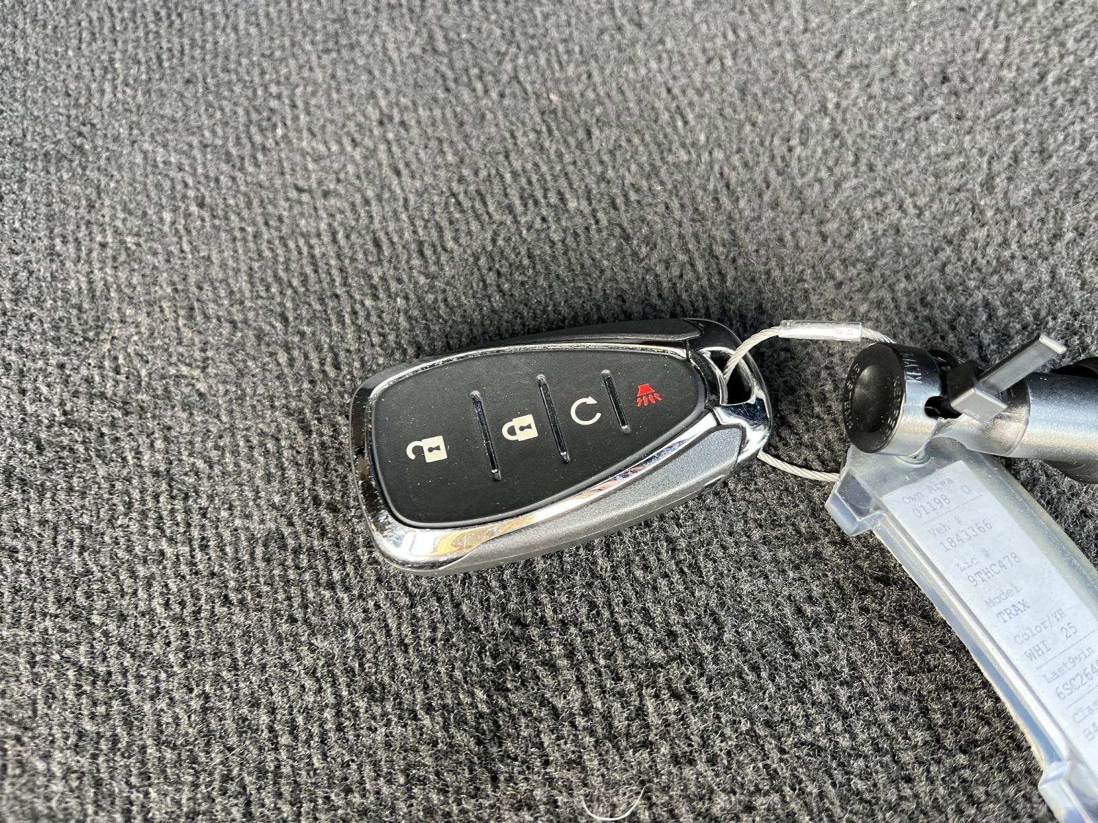 Used 2025 Chevrolet Trax LT image 25