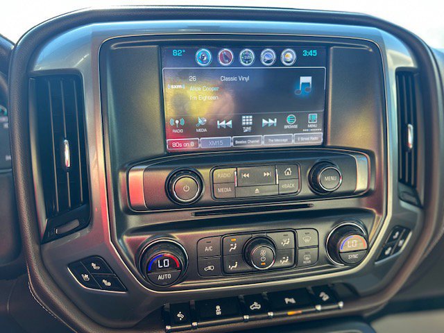 Used 2017 Chevrolet Silverado 1500 LTZ Z71 w/ LTZ Plus Package image 19