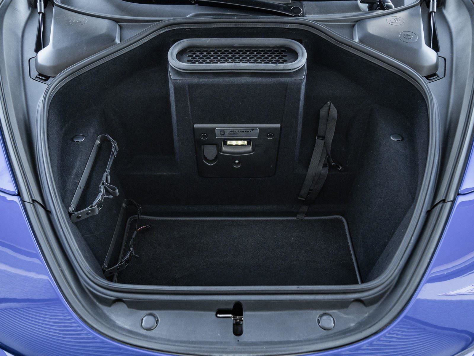 Used 2024 McLaren 750S Spider image 39