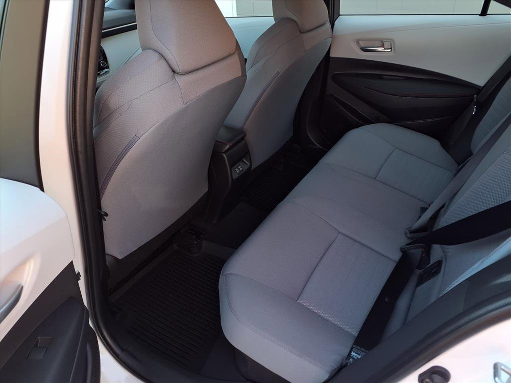 Certified 2025 Toyota Corolla SE image 18