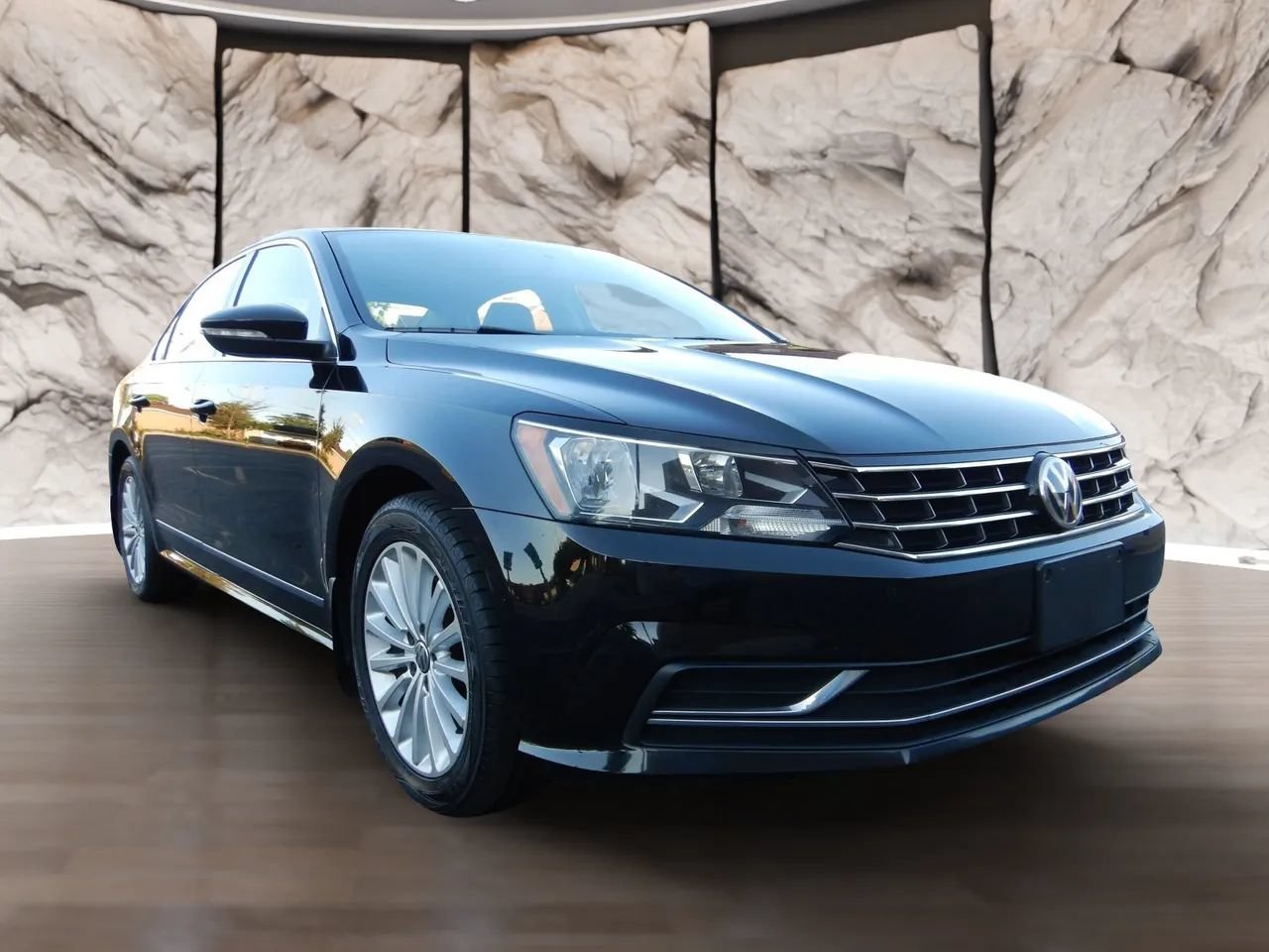 Used 2016 Volkswagen Passat 1.8T SE FWD image 4
