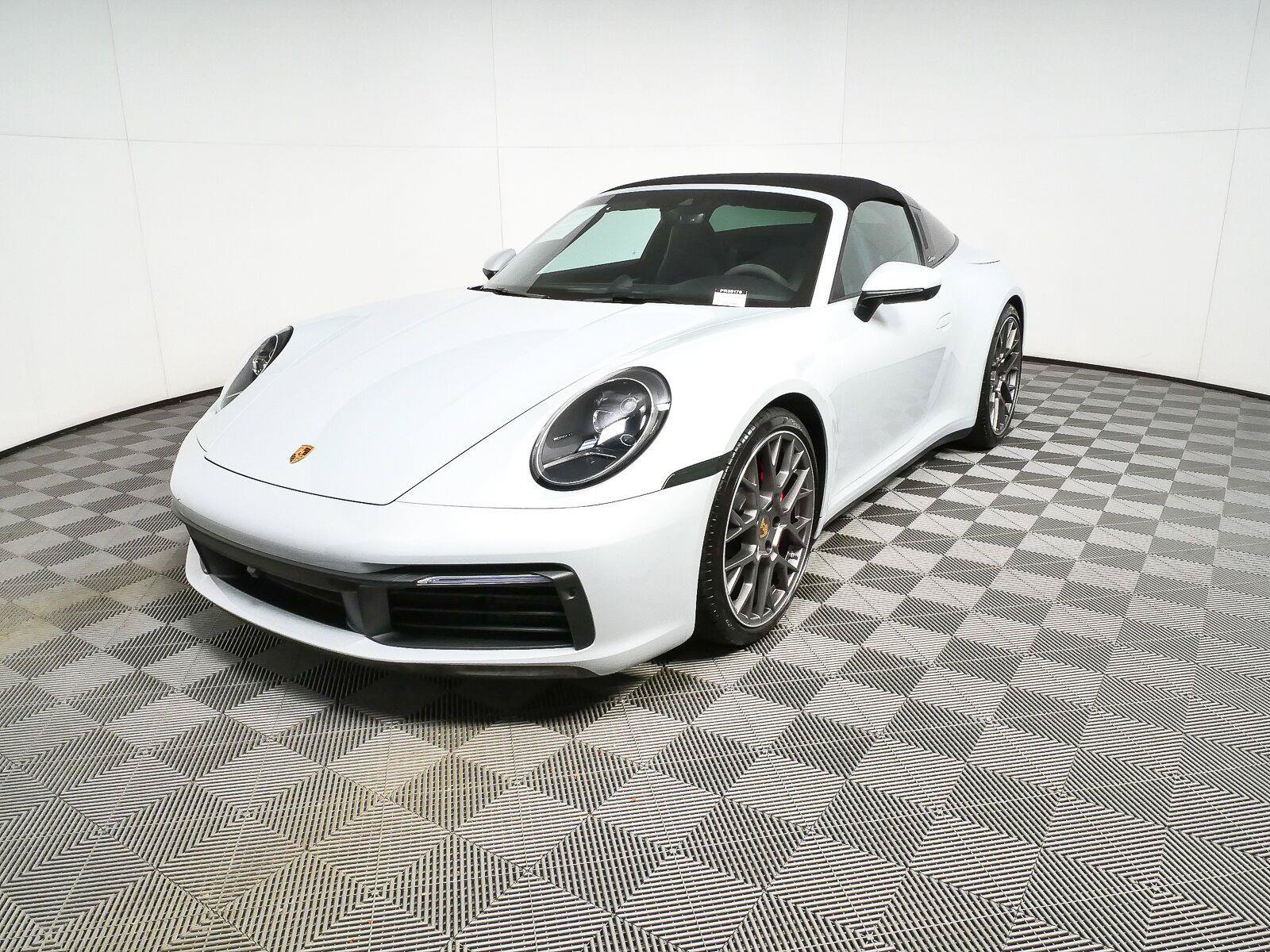 Certified 2024 Porsche 911 Targa 4S w/ Premium Package AWD/4WD image 1