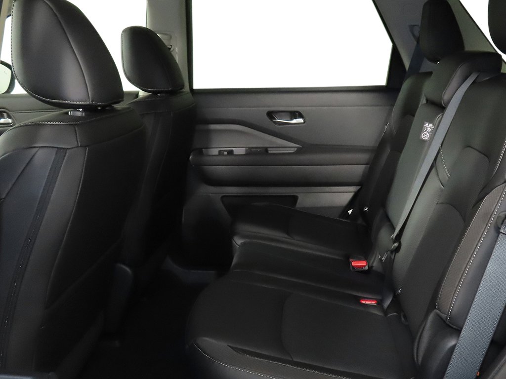 New 2026 Nissan Pathfinder SL AWD/4WD image 22