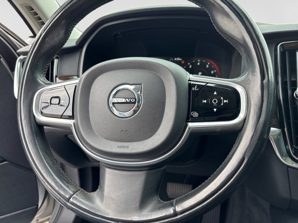 Used 2018 Volvo S90 T5 Momentum w/ Convenience Package FWD image 28